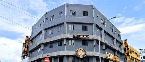 Depan hartanah