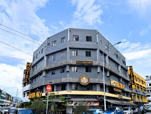 Front of property - Sky Hotel Cheras Maluri (Kuala Lumpur)