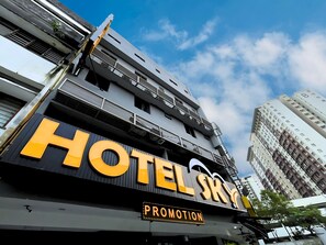 Building design - Sky Hotel Cheras Maluri (Kuala Lumpur)