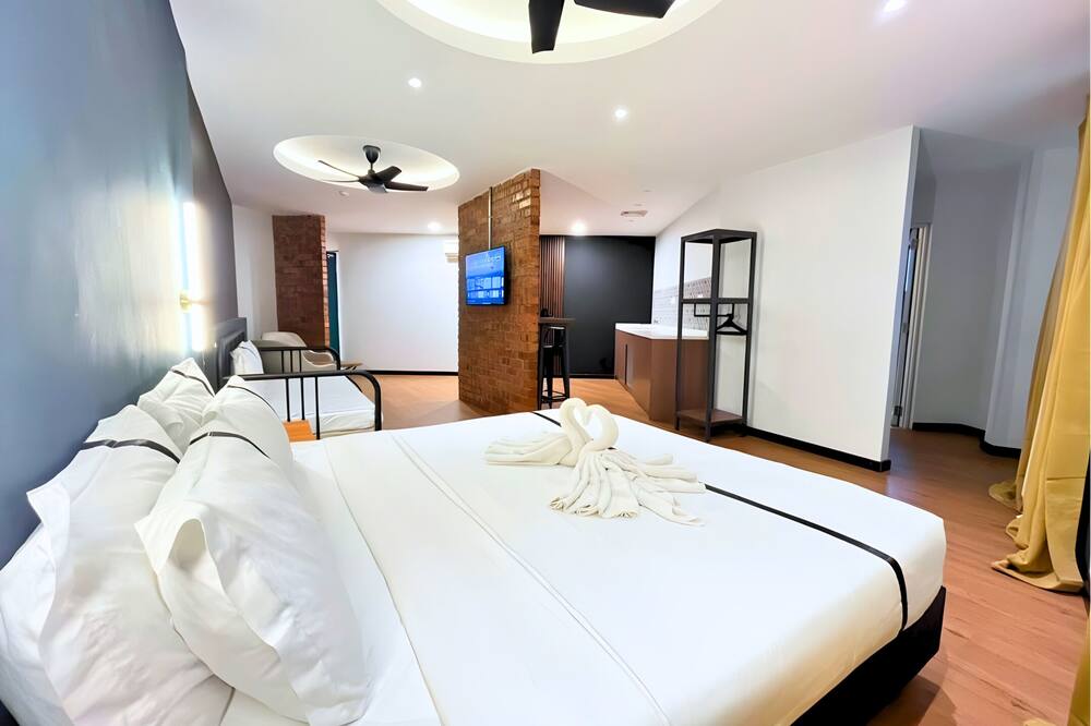 Sky Hotel Cheras Maluri