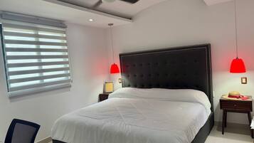 Kondominium, 2 kamar tidur, pemandangan laut | 2 kamar tidur, ruang kerja ramah laptop, dan Wi-Fi gratis