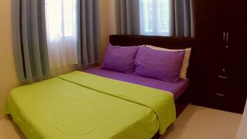 2 bedrooms, iron/ironing board, travel crib, WiFi