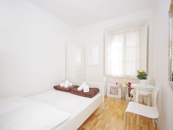 2 Schlafzimmer, WLAN