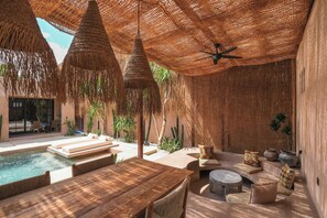 Villa, 2 Bedrooms, Patio, Pool View | Living room