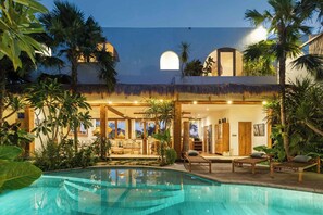 Outdoor pool - Hidden Paradise w/ Rice Fields View 12min to Beach (Kerobokan)
