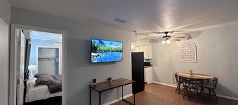 Piney Woods 7 - King Bed