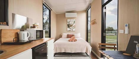 1 habitación y ropa de cama