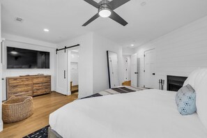 4 chambres, fer et planche à repasser, Wi-Fi, draps fournis