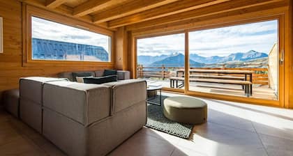 Semi-detached chalet near the slopes with sauna