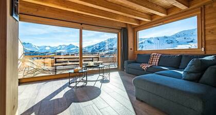 Semi-detached chalet near the slopes with sauna