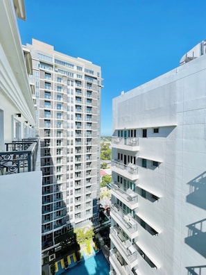 Standard Studio, Balcony, Pool View | Balcony view