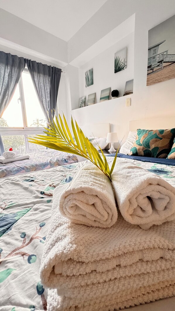 2 slaapkamers, een strijkplank/strijkijzer, wifi, beddengoed