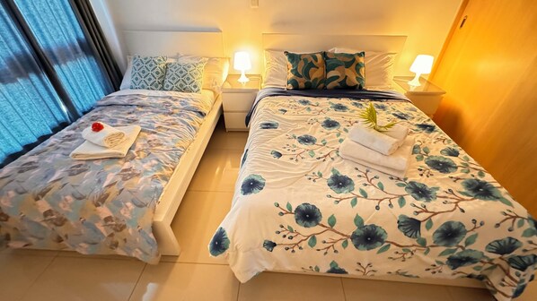 2 chambres, fer et planche à repasser, Wi-Fi, draps fournis