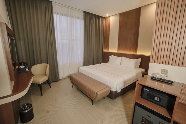 Luxury Single Room | Desk, laptop workspace, free WiFi - Parkside's Hotel Palembang (Palembang)
