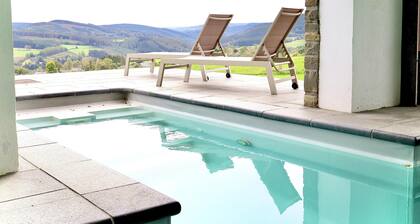 Luxus-Ferienwohnung mit Schwimmbad und Sauna