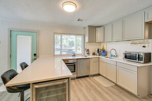 Fridge, microwave, dishwasher, coffee/tea maker - Lakefront Escape w/ Boat Docks in Hot Springs! (Hot Springs)