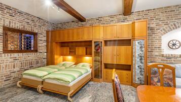 1 habitación, wifi gratis y ropa de cama