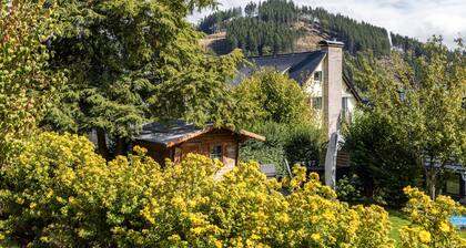 Holiday Apartments Löwenstein FeWo 3 with Private Terrace, Shared Garden and Wi-Fi