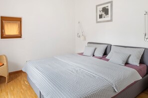 1 chambre, Wi-Fi gratuit, draps fournis