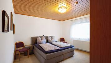 1 habitación, wifi gratis y ropa de cama