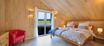 Holiday Home 'Ferienhaus Seewald' with Private Terrace, Private Garden and Wi-Fi