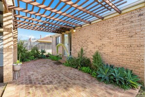 House, Multiple Beds, Non Smoking, Garden View | Courtyard view - Bayside Bliss (Busselton)