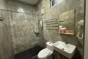 Bathroom - Rich Villa Resort Semporna (Semporna)