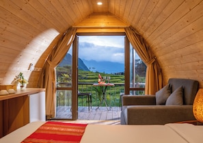 Luxury Tent | Desk, laptop workspace, free WiFi, bed sheets - Puluong Retreat (Ba Thuoc)