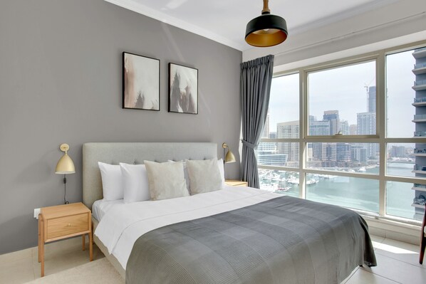 1 bedroom - Cozy Marina View 1BR w Pool Gym (Dubai)