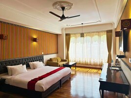 Deluxe Double or Twin Room, Mountain View | In-room safe, iron/ironing board, free WiFi