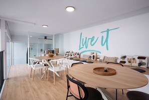 Lobby sitting area - Live it Malaga (Málaga)
