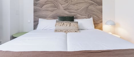 Superior Double Room | Down duvets, desk, laptop workspace, free WiFi