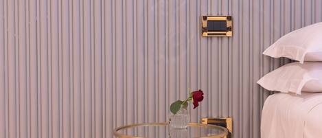 Camera Deluxe Tripla KingSize T4 | Zimmersafe, Schreibtisch, Verdunkelungsvorhänge, Bügeleisen/Bügelbrett