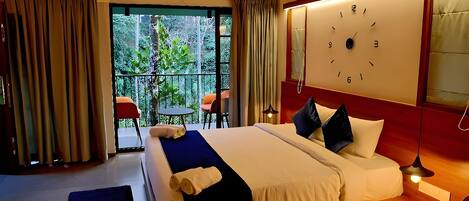 Superior Single Room, Lake View | 1 bedroom, Egyptian cotton sheets, premium bedding, memory foam beds