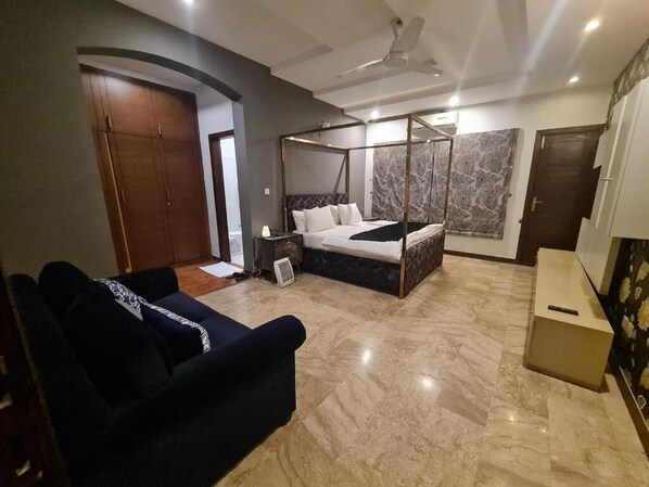 Deluxe Room | Soundproofing, free WiFi