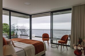 3 chambres, fer et planche à repasser, Wi-Fi, literie fournie