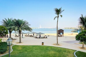 On the beach, 5 beach bars - Upgraded 2BR Apartment at the Beach (Dubai)