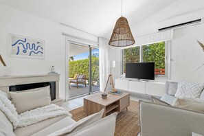 TV connectée, cheminée