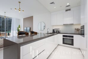 Apartment, Balcony, Lagoon View | Private kitchen