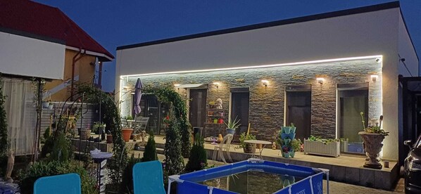 Terrace/patio - House of Roses An Oasis of Charm in Galati (Costi)