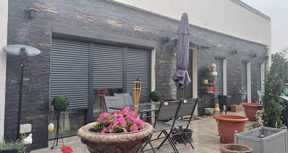 House of Roses An Oasis of Charm in Galati