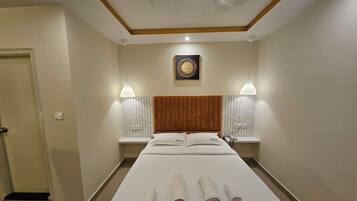 Deluxe Room | Free WiFi