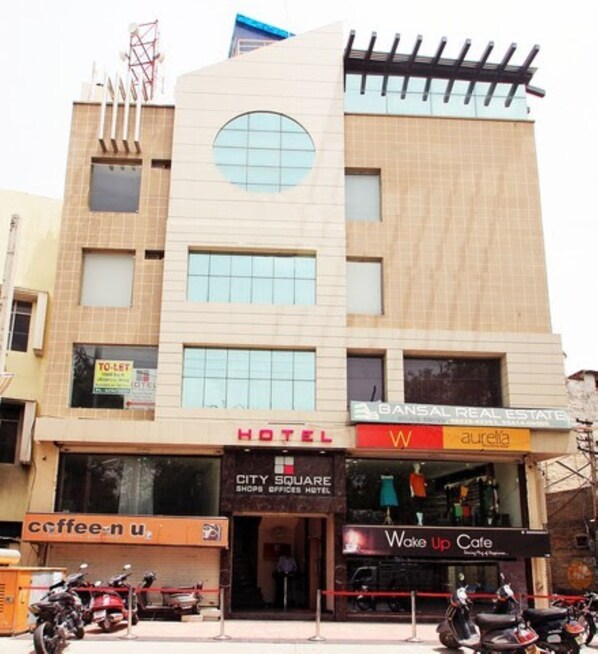Front of property - Goroomgo City Square Hisar (Hisar)