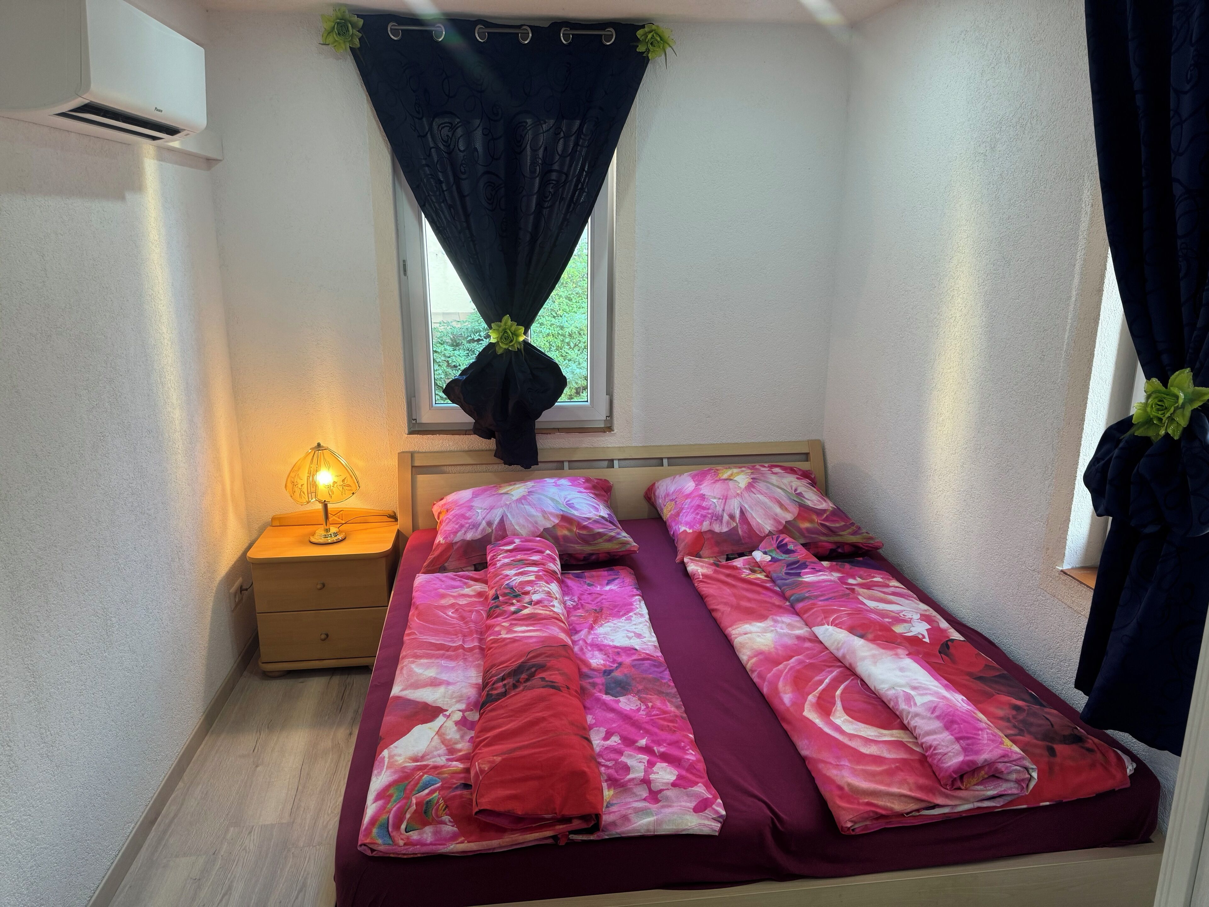 5 Schlafzimmer, WLAN, Bettwäsche