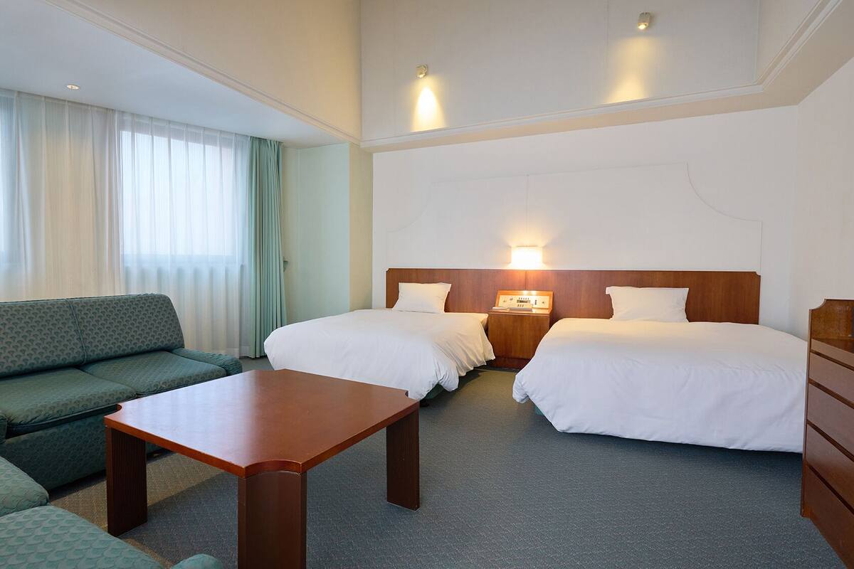 Basic Double or Twin Room, Non Smoking | Desk, WiFi (free), bed sheets