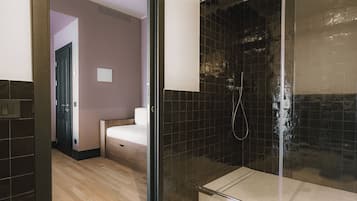 Camera 2 | Badezimmer