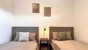 2 Schlafzimmer, Bügeleisen/Bügelbrett, WLAN, Bettwäsche