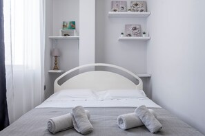 1 bedroom, WiFi, bed sheets - Sofokleous comfort suite (Athina)