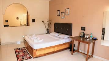 Superior Room | 1 bedroom, soundproofing, iron/ironing board, free WiFi