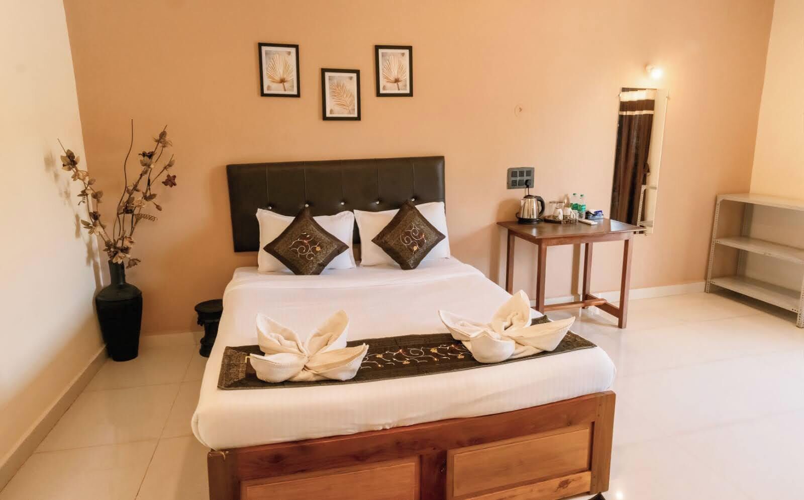 1 bedroom, soundproofing, iron/ironing board, free WiFi